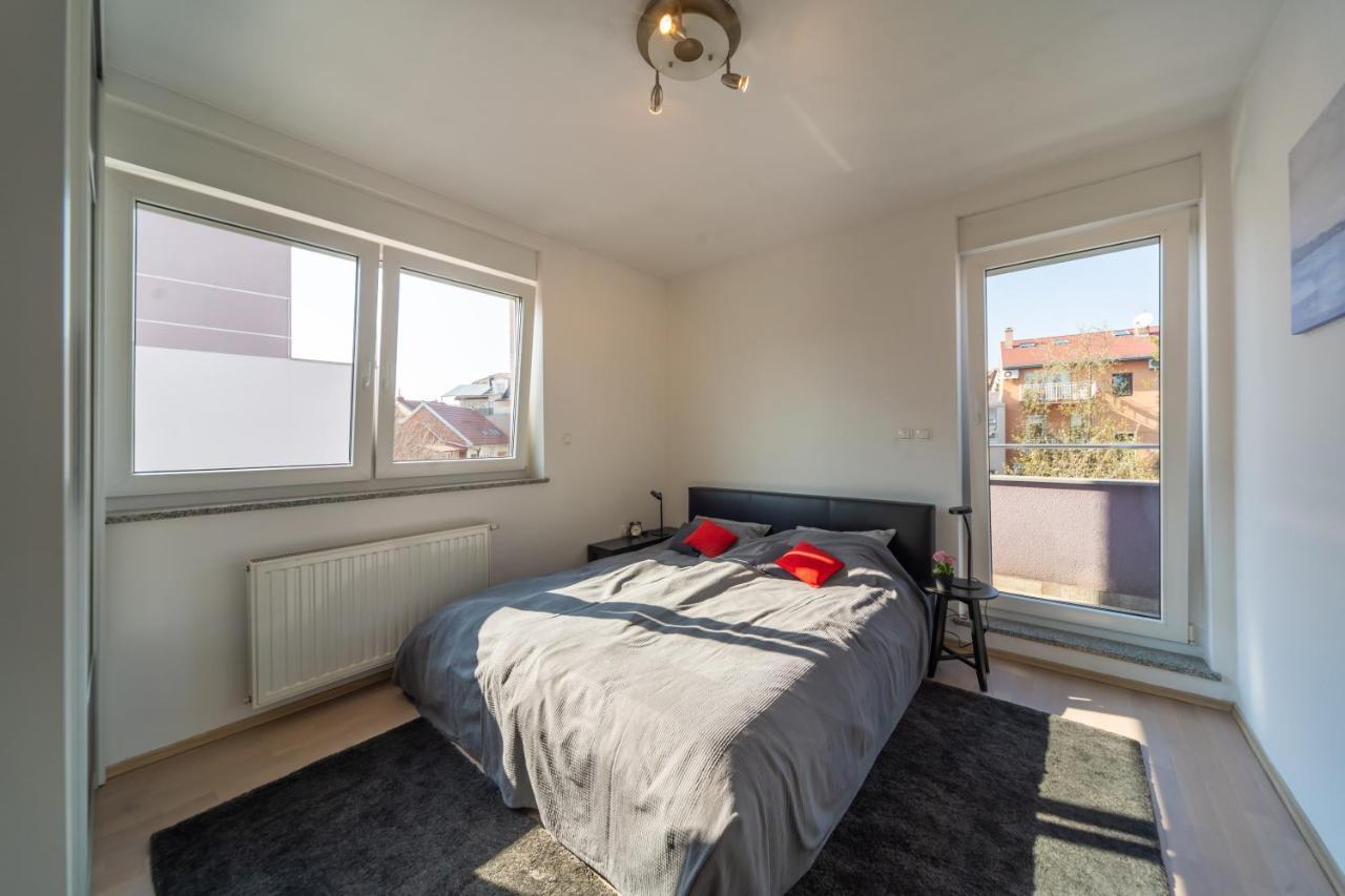 Super Petrova Apartment Zagreb Dış mekan fotoğraf